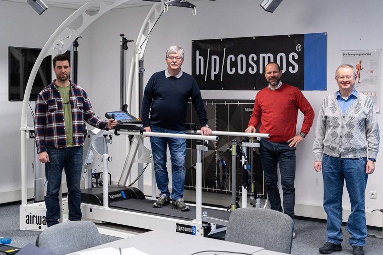 Emotion Fitness at h/p/cosmos