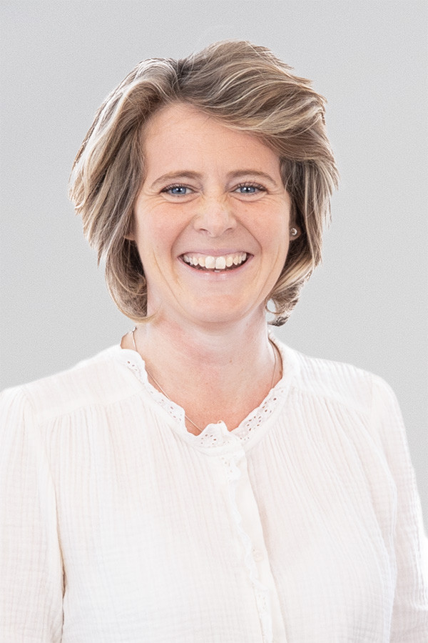 Nadine Schott