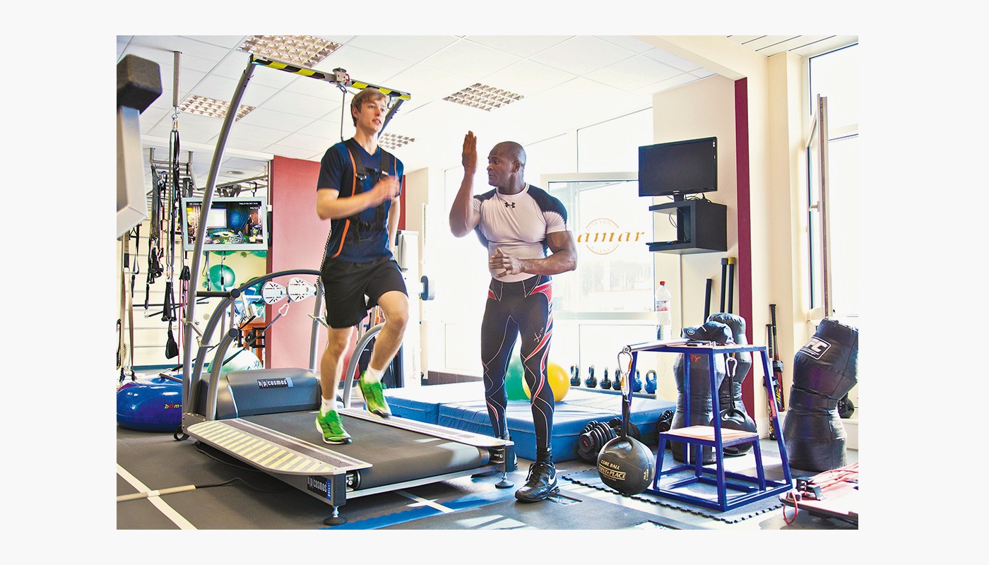 h/p/cosmos treadmill for functional training & athletic training