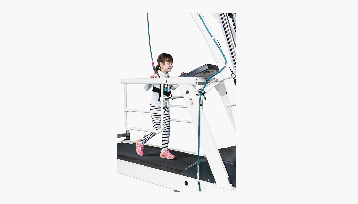 h/p/cosmos treadmill pluto with paediatric handrail