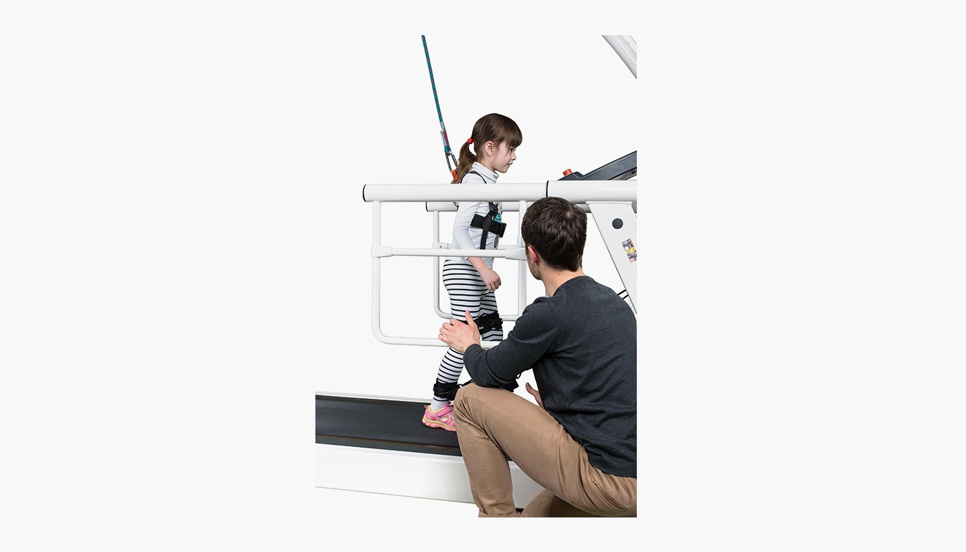 h/p/cosmos treadmill pluto with paediatric handrail